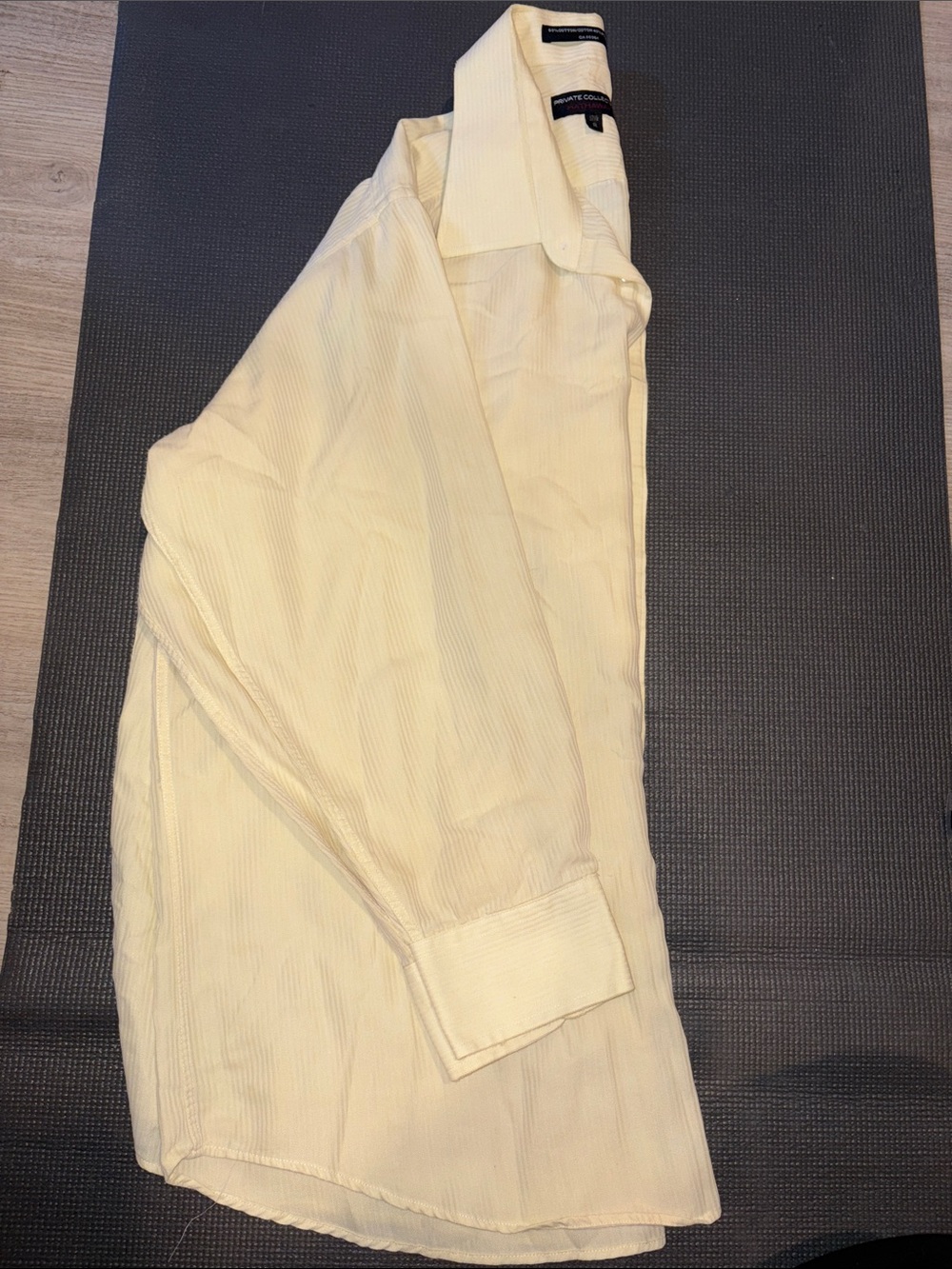 Women’s Yellow Linen Button Up